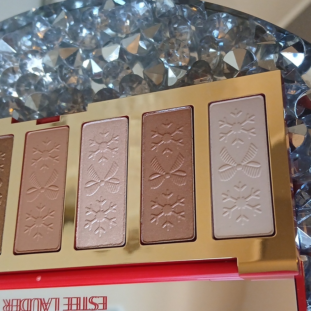 New Estee Lauder Glow Limited Edition Full Size Eyeshadow Palette With Mirror - Picture 13 of 13